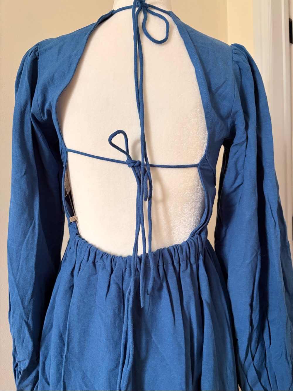 Blue Long-Sleeve Midi Dress w Open Back - Picture 4 of 4